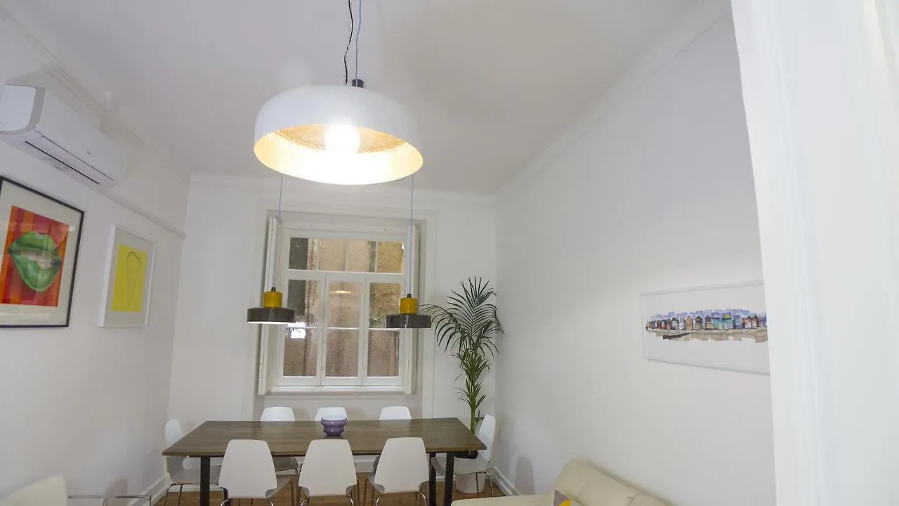 Lv Premier Apartments P.Real- As Lissabon 0*,  Portugal