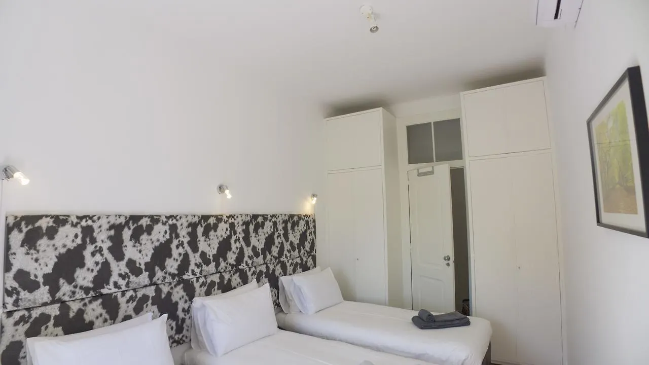Lv Premier Apartments P.Real- As Lisbon 0*,  Portugal